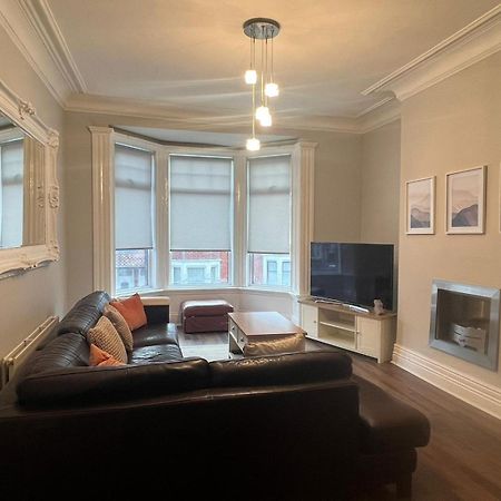 3 Bedroom Property Close To Beach 사우스실즈 외부 사진