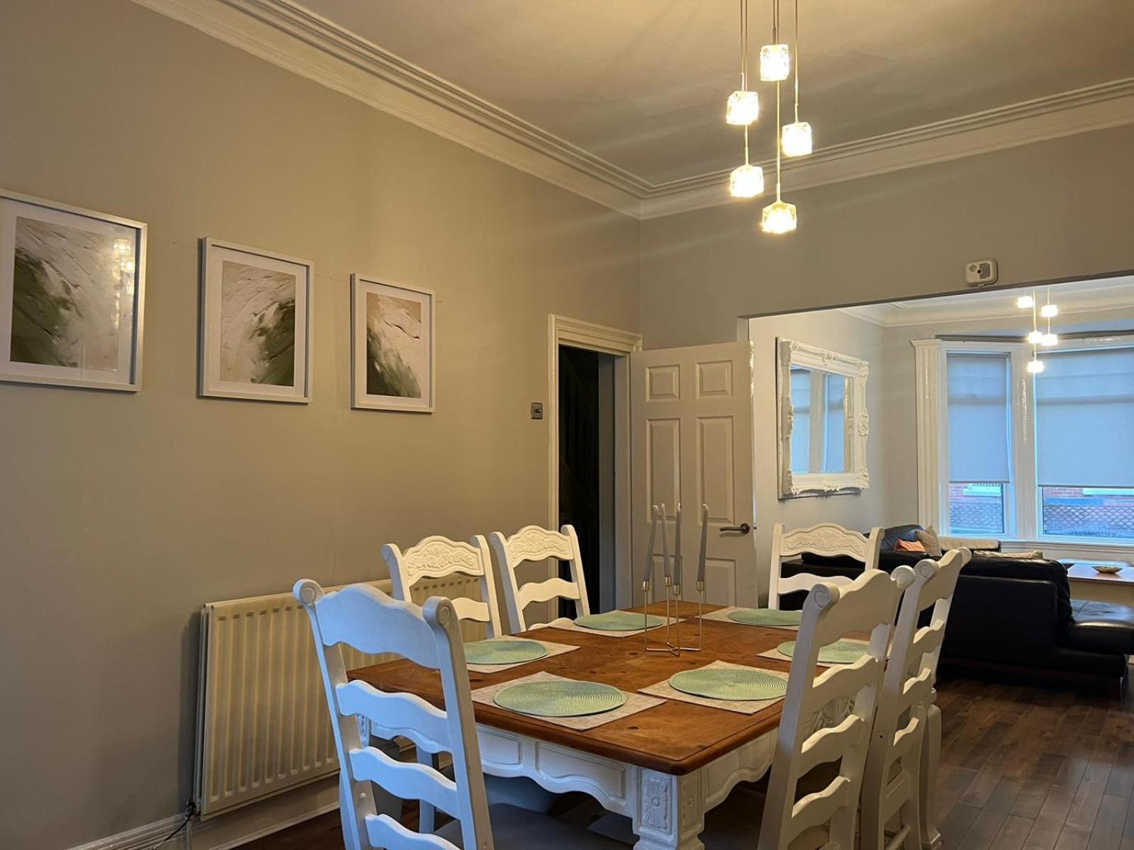 3 Bedroom Property Close To Beach 사우스실즈 외부 사진