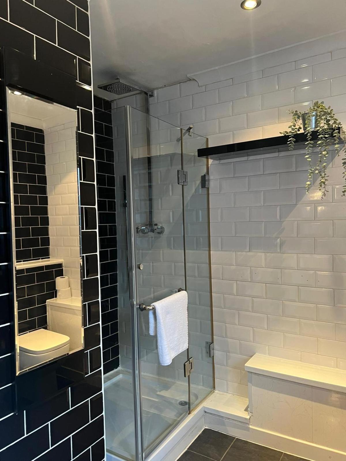 3 Bedroom Property Close To Beach 사우스실즈 외부 사진